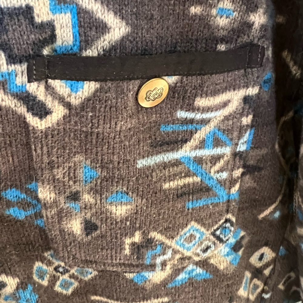 Geometric Patterned Pullover - image 3